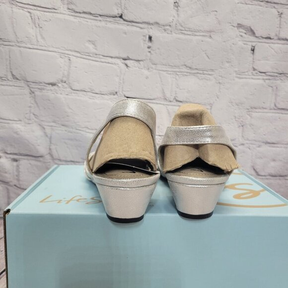 LifeStride Women's Yaya Strappy Wedge Sandals - Picture 6 of 7